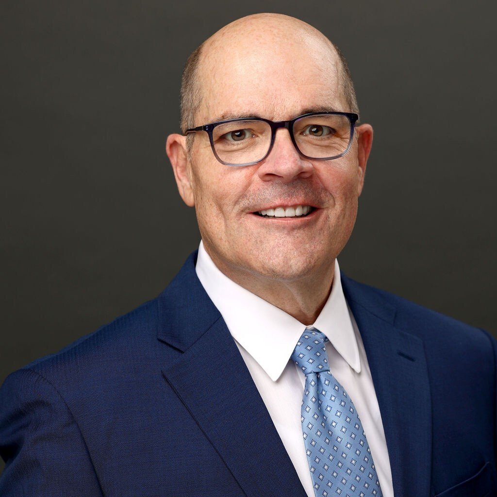 Bennett headshot square