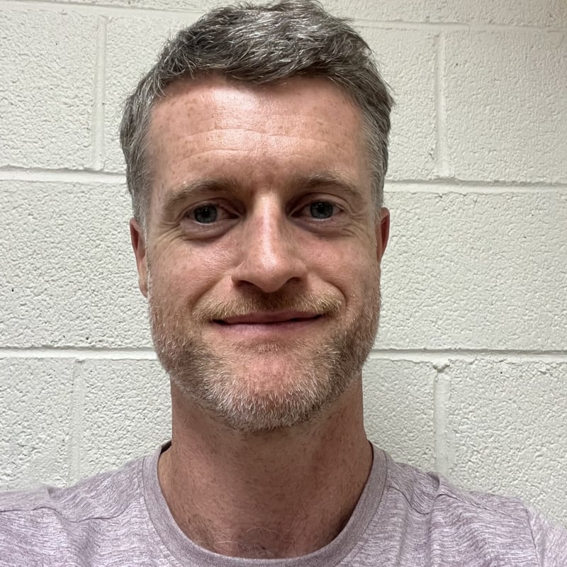 Damien King headshot_square